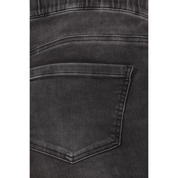 Slim Fit-Jeans mit leichter Waschung /