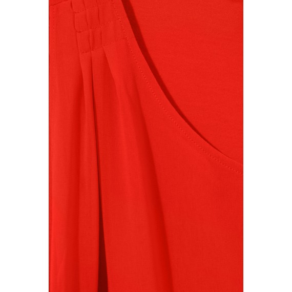 Luftiges Kleid mit Raffung /