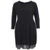 Zeitloses Plissee-Kleid mit 3/4-Ärmeln /