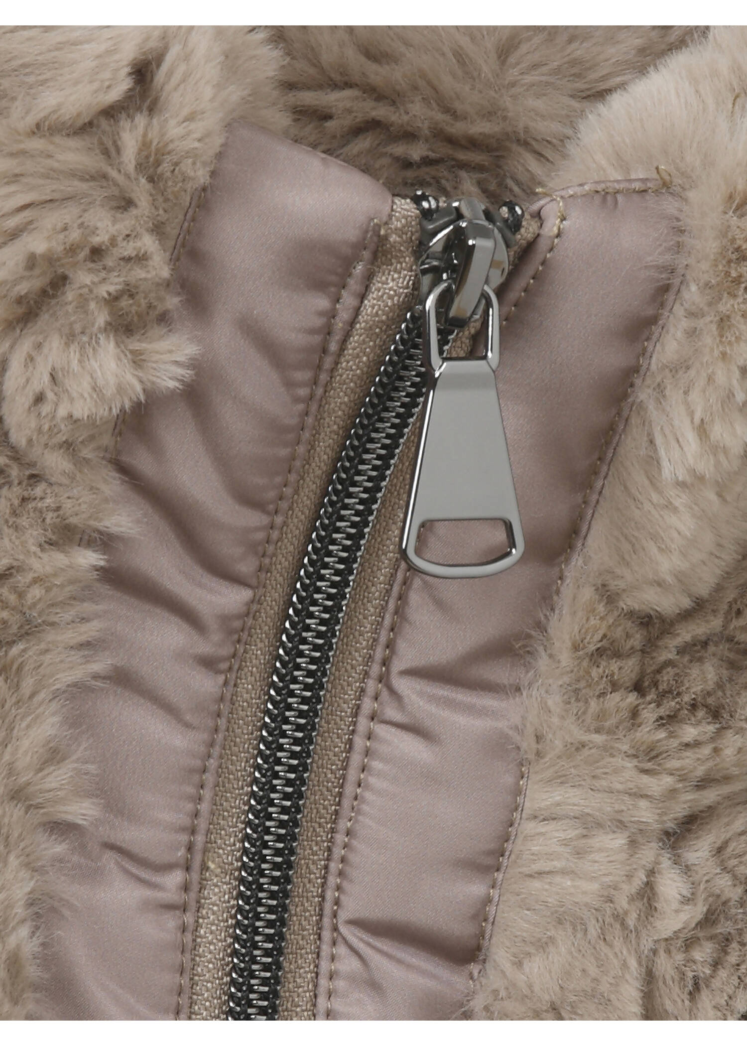 Supersofte Kuscheljacke in Taupe / 