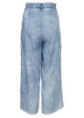 Modische weite Jeans in unifarbenem Stoff / 