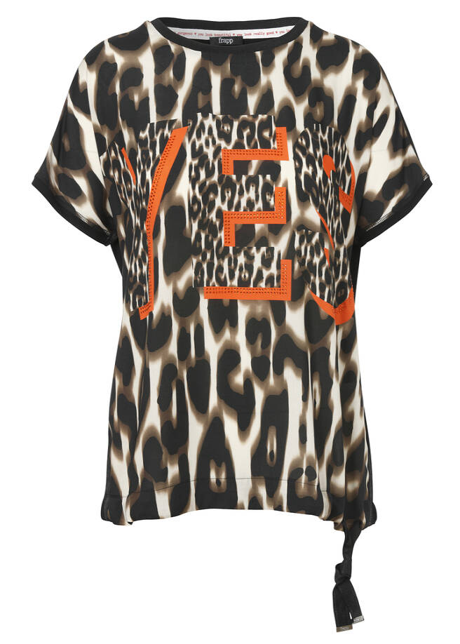 Extrovertierte Shirtbluse mit abstraktem Animalprint / 