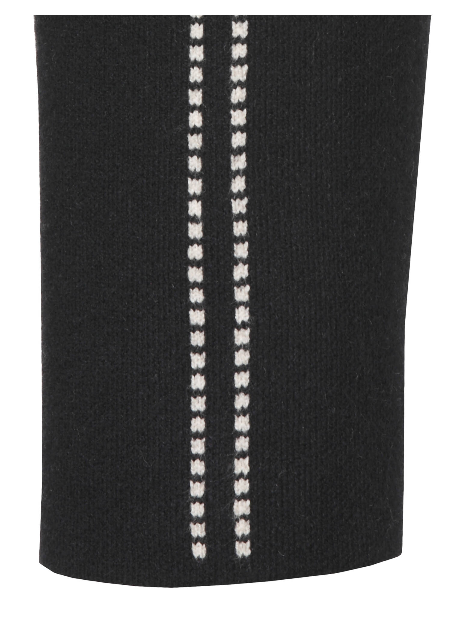 Hübsche Jacke in Schwarz mit Druckknöpfen / 