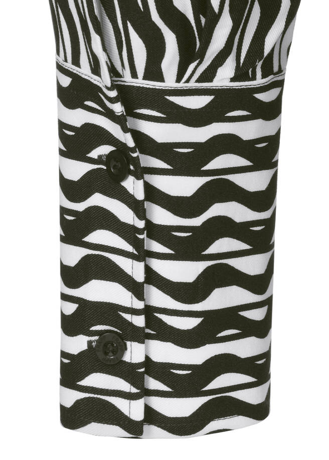 Print-Hemdbluse aus fließender Viskose / 